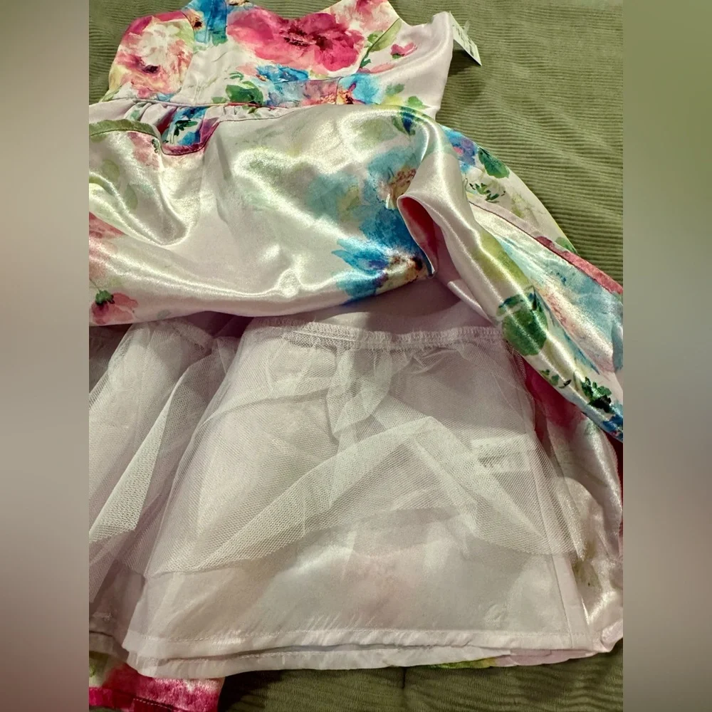 NWT Floral Kids Dress - Picture 3 of 7